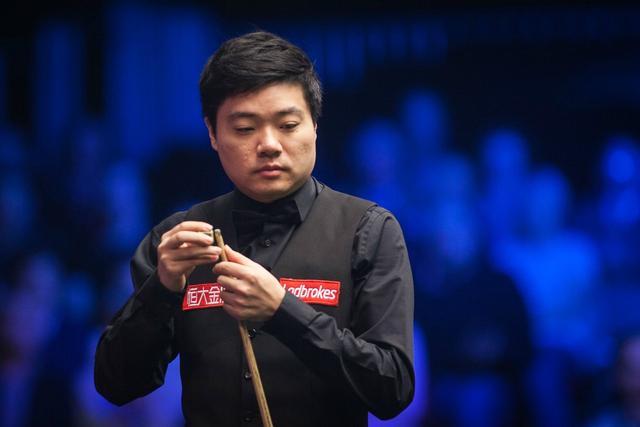 中国足球展现向上状态 拒绝幻想 请真正地卧薪尝胆.