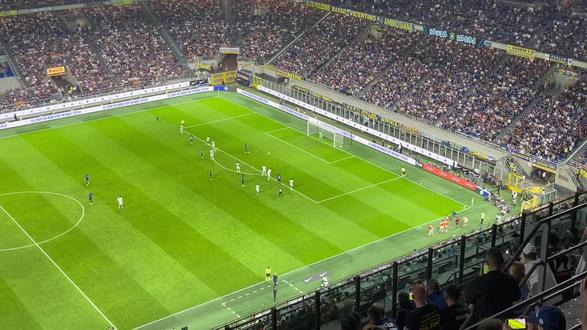 撬动全场的 撬动全场的